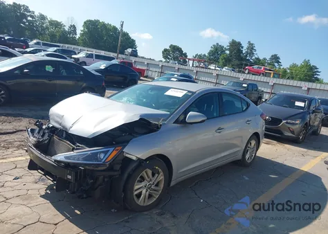 2020 Hyundai Elantra Sel z USA, uszkodzony, nr VIN KMHD84LF8LU026310